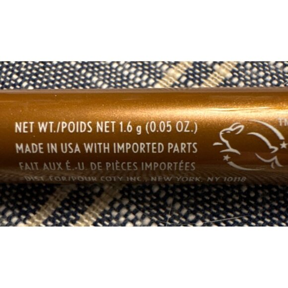 Covergirl Eyeshadow Stick Clean Eye Color Golden Toffee 330 Smooth Application - Picture 4 of 5